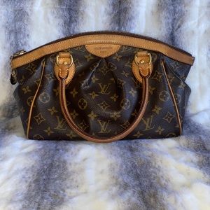 Authentic Louis Vuitton tote monogram purse good condition